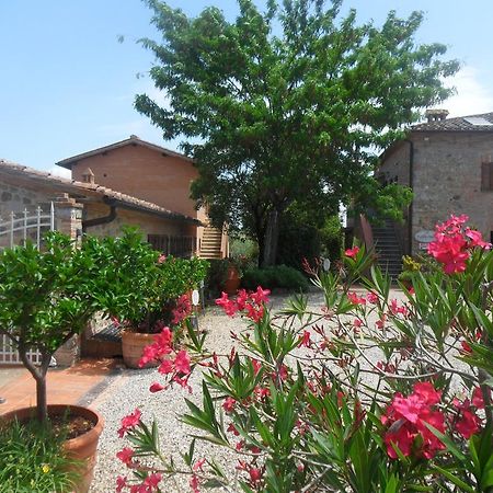 Fullino Nero Rta - Residenza Turistico Alberghiera Siena Kültér fotó