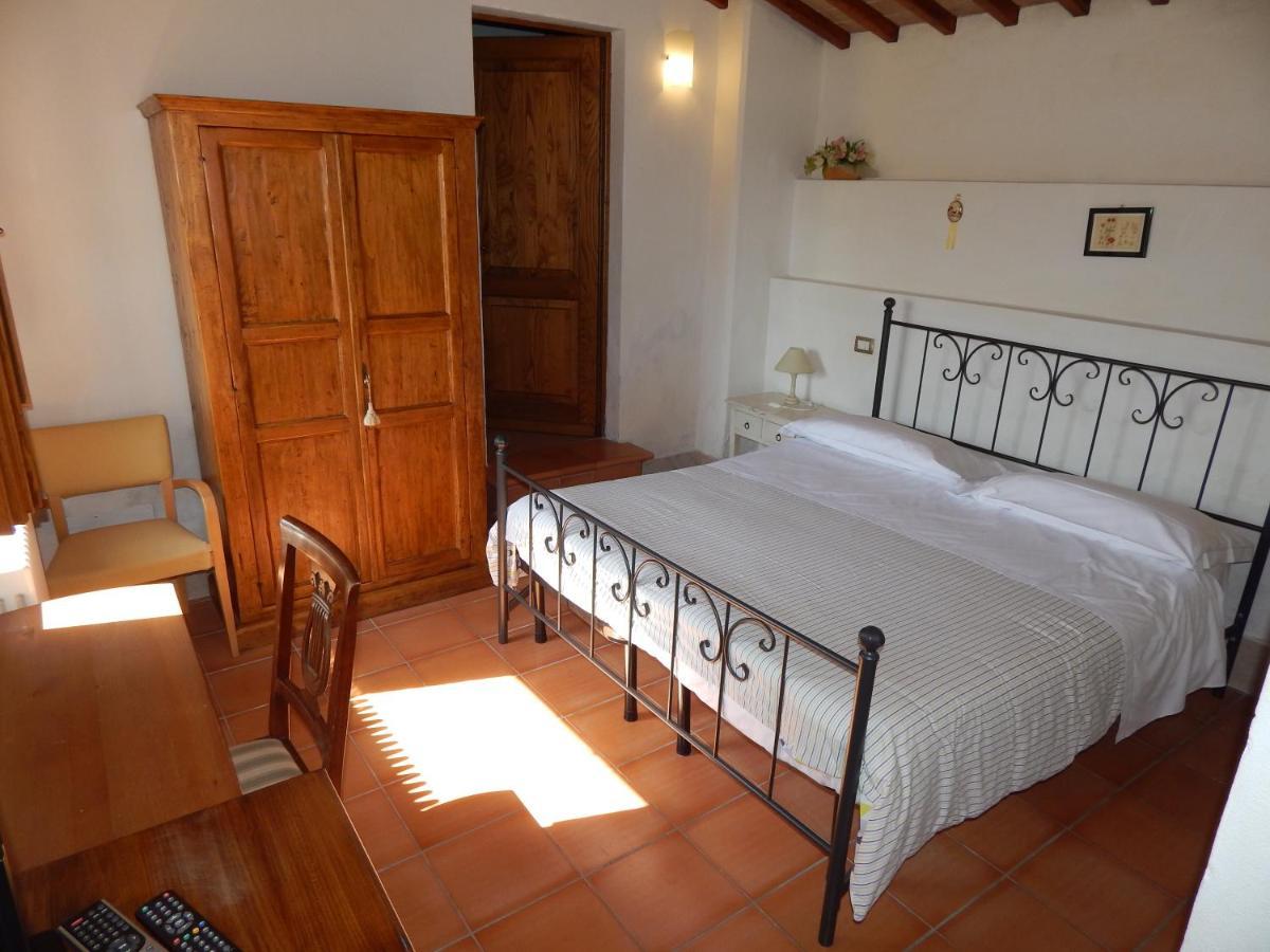 Fullino Nero Rta - Residenza Turistico Alberghiera Siena Kültér fotó
