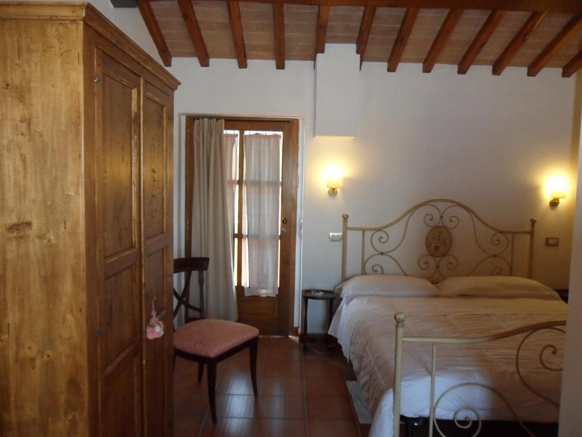Fullino Nero Rta - Residenza Turistico Alberghiera Siena Kültér fotó