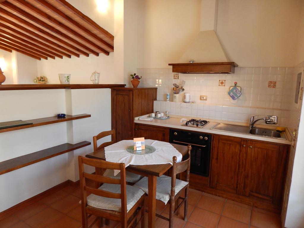 Fullino Nero Rta - Residenza Turistico Alberghiera Siena Kültér fotó