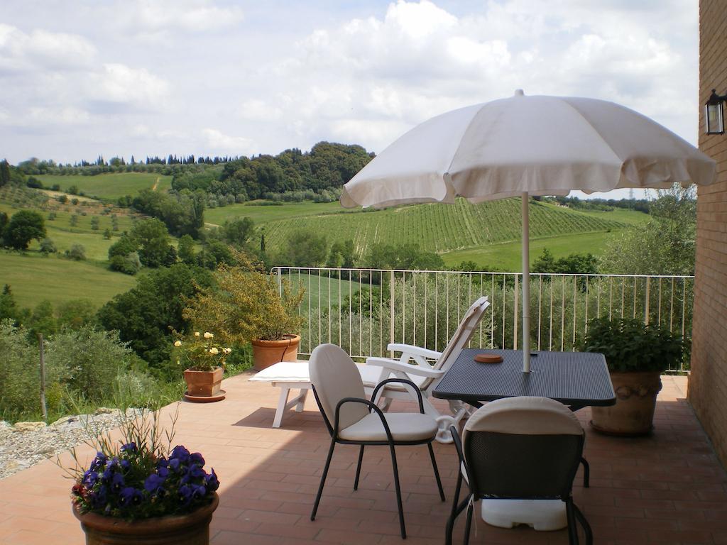 Fullino Nero Rta - Residenza Turistico Alberghiera Siena Kültér fotó