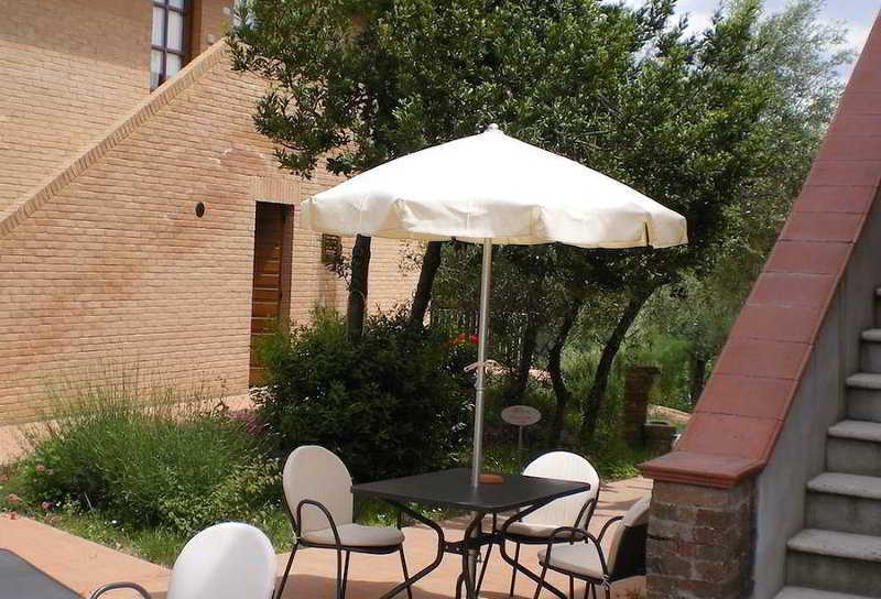 Fullino Nero Rta - Residenza Turistico Alberghiera Siena Kültér fotó