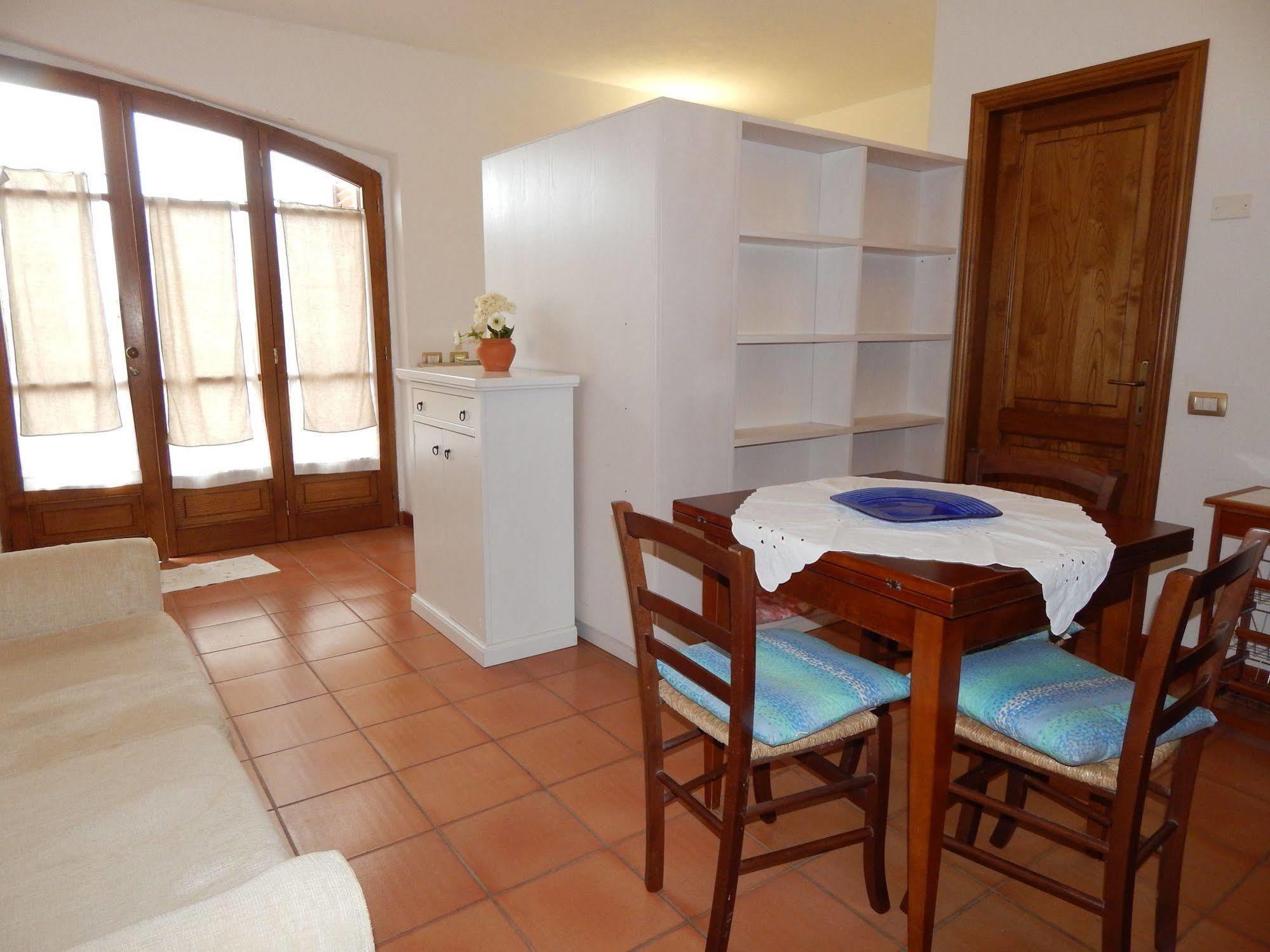 Fullino Nero Rta - Residenza Turistico Alberghiera Siena Kültér fotó