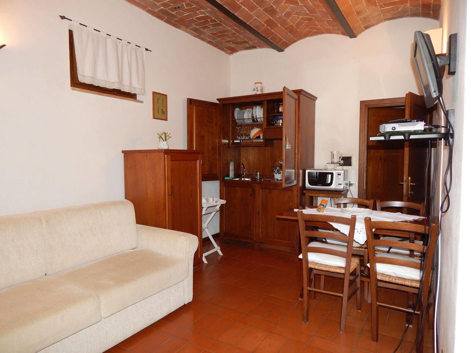 Fullino Nero Rta - Residenza Turistico Alberghiera Siena Kültér fotó