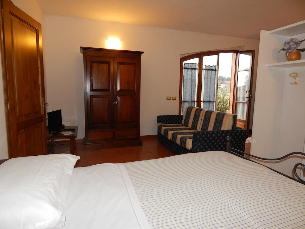 Fullino Nero Rta - Residenza Turistico Alberghiera Siena Kültér fotó